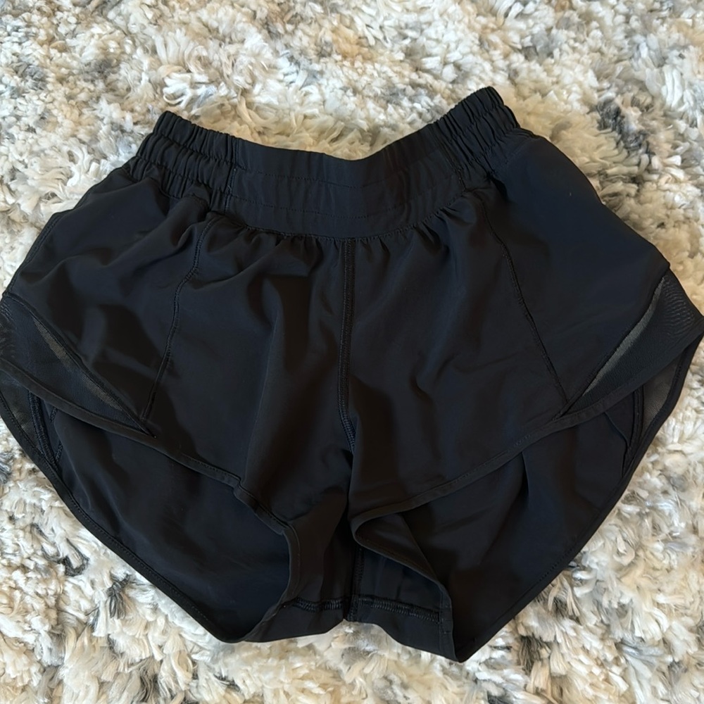 Lululemon Shorts Hotty Hot size 2